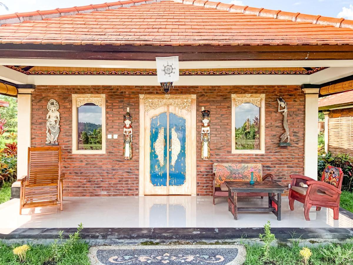 فيلا Sri Lestari Banyuatis موندوغْ المظهر الخارجي الصورة